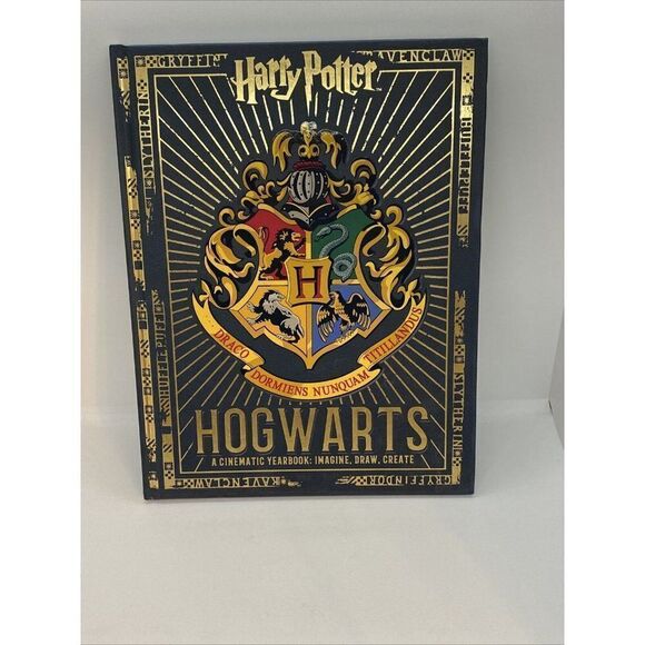 Harry Potter Hogwarts: “A Cinematic Yearbook” Imagine, Draw, Create HC - Picture 2 of 7